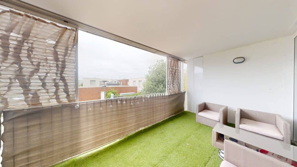 À Vendre - Appartement T3 avec balcon et parkings– Blagnac