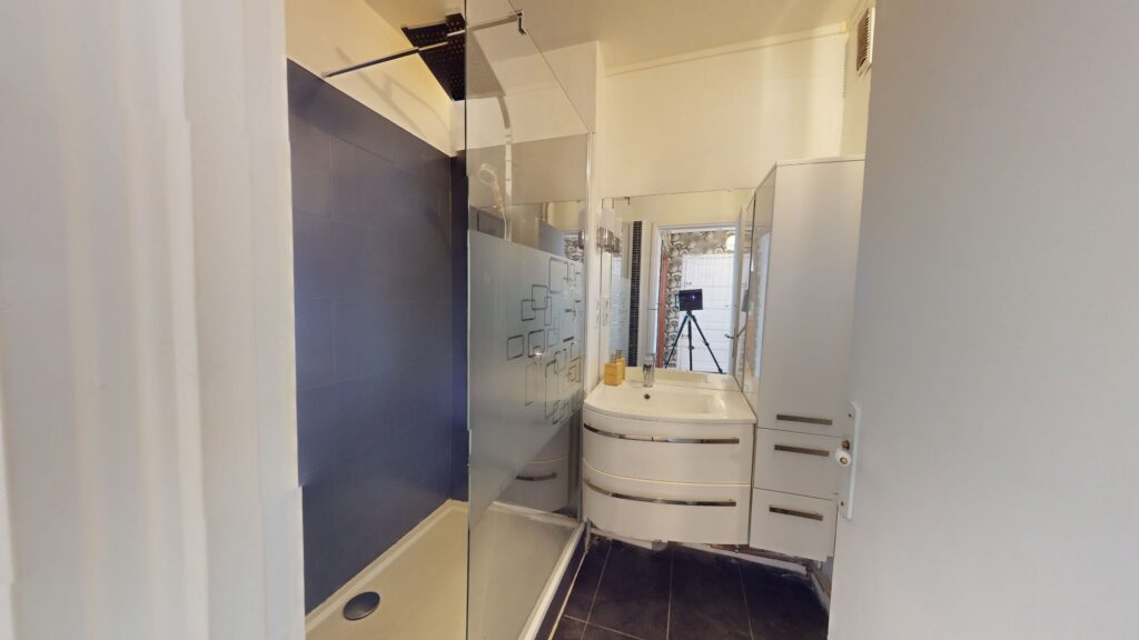 Appartement À Vendre T4 d'env. 70 m² avec balcon et loggia, cave et garage