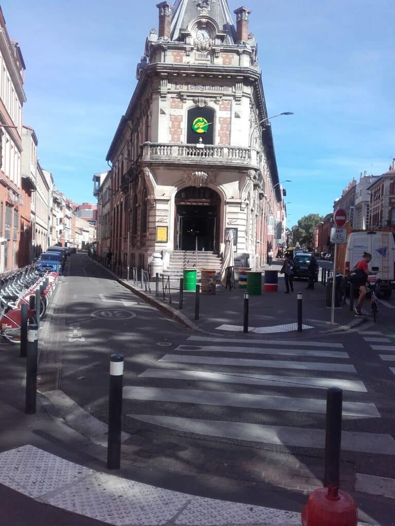 À Vendre – Local de 210 m² à Toulouse – Hyper-centre (Allée Jean-Jaurès)