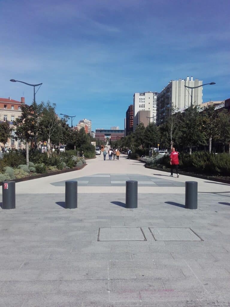 À Vendre – Local de 210 m² à Toulouse – Hyper-centre (Allée Jean-Jaurès)