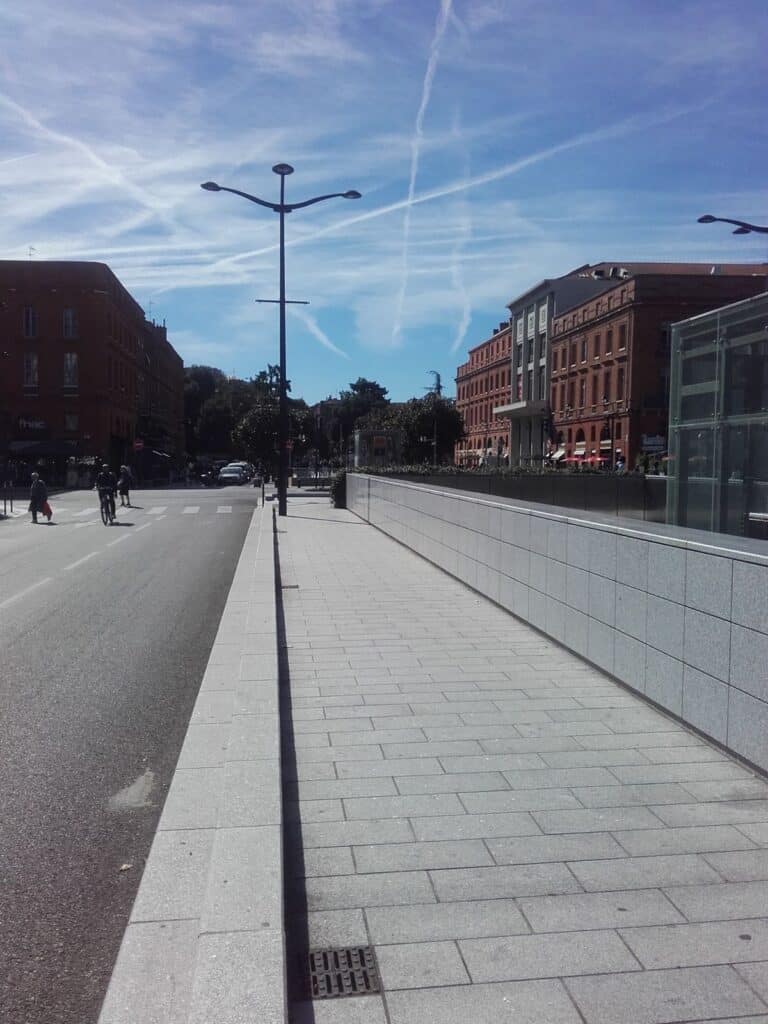 À Vendre – Local de 210 m² à Toulouse – Hyper-centre (Allée Jean-Jaurès)