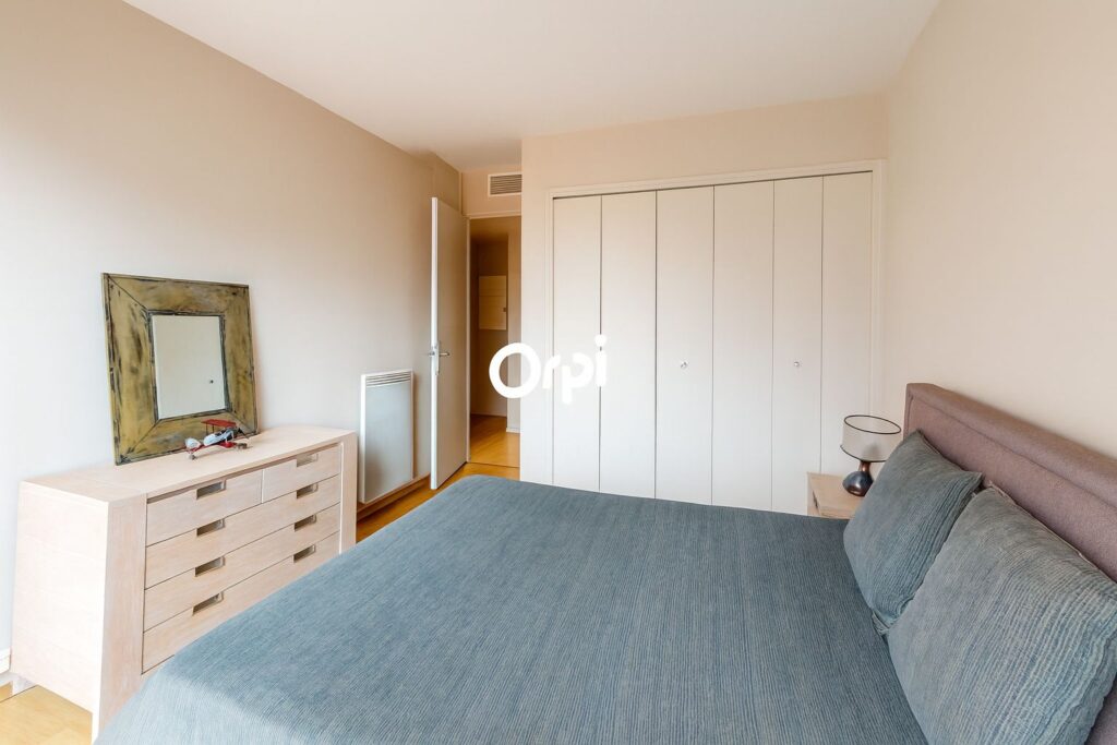 À Vendre – Appartement T5 de 150 m² avec balcon, 2 parkings et cave – Quartier Saint-Georges, Toulouse