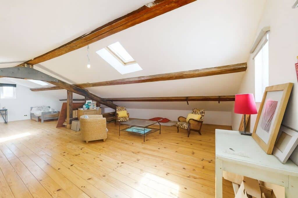 RARE – Toulousaine de charme – Garage, extérieur et combles aménageables – Saint-Cyprien / Patte d’Oie