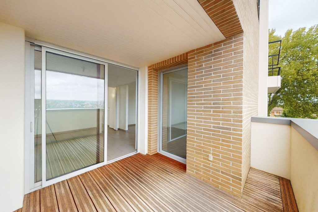 Appartement T3 lumineux avec terrasse et vue dégagée – Résidence 2017