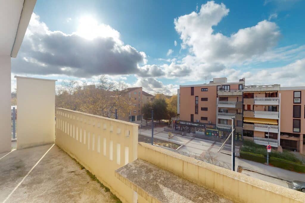 BLAGNAC - T4/5 A VENDRE AVEC ASCENSEUR, BALCON GARAGE ET CAVE