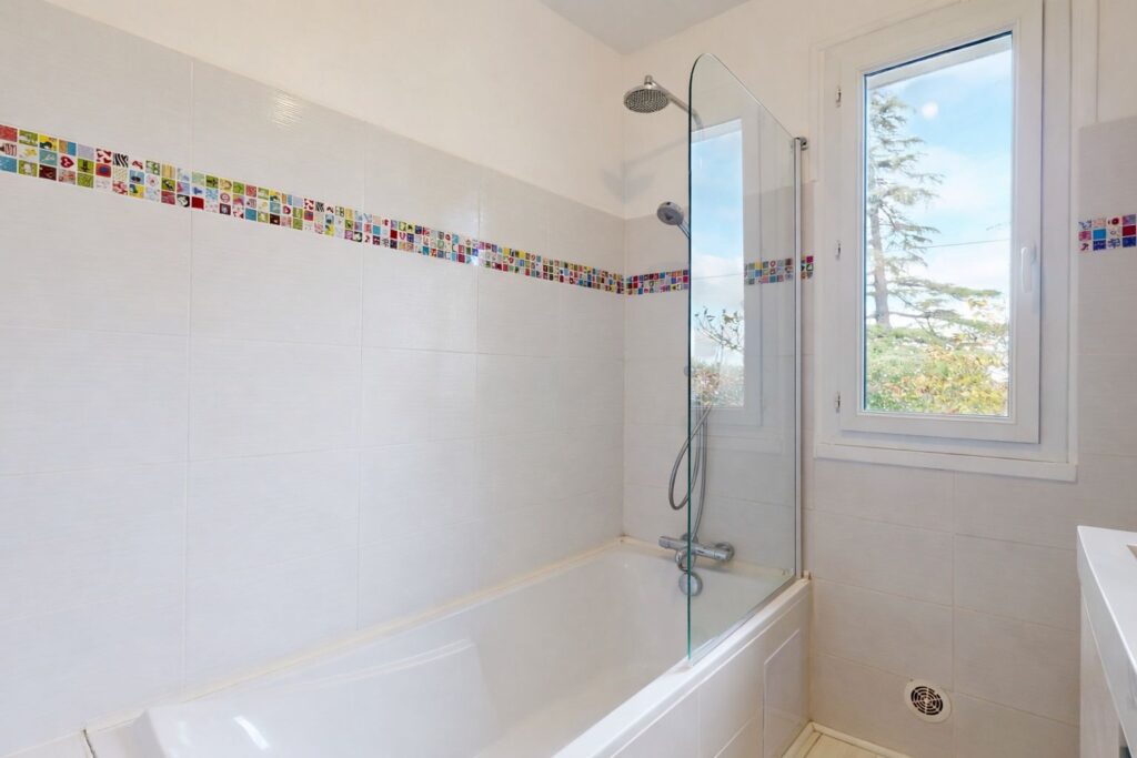 Maison individuelle - FOURQUEVAUX - 155m² habitables - Terrain de 2240 m²