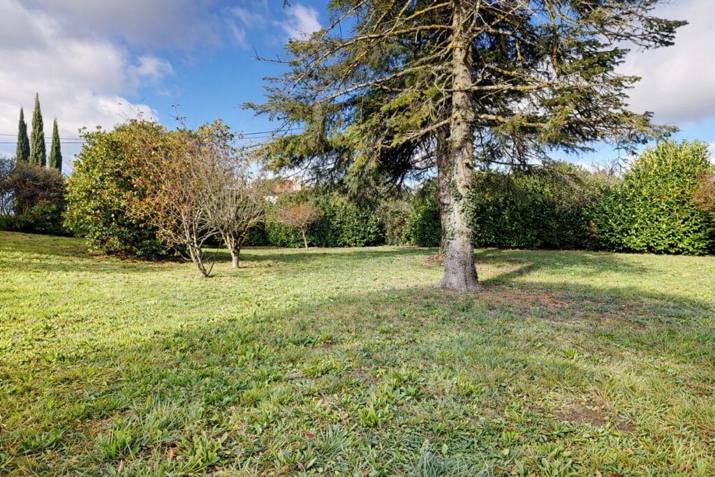 Maison individuelle - FOURQUEVAUX - 155m² habitables - Terrain de 2240 m²