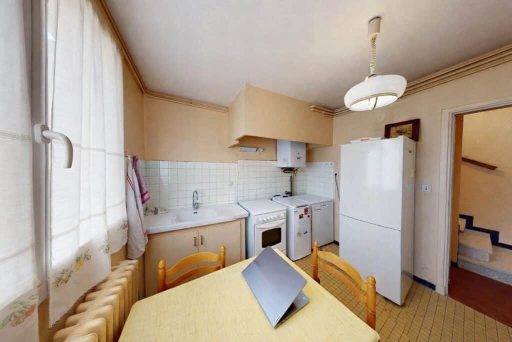 Maison indépendante d'env. 112 m²  À Vendre  sur une parcelle de 391 m²