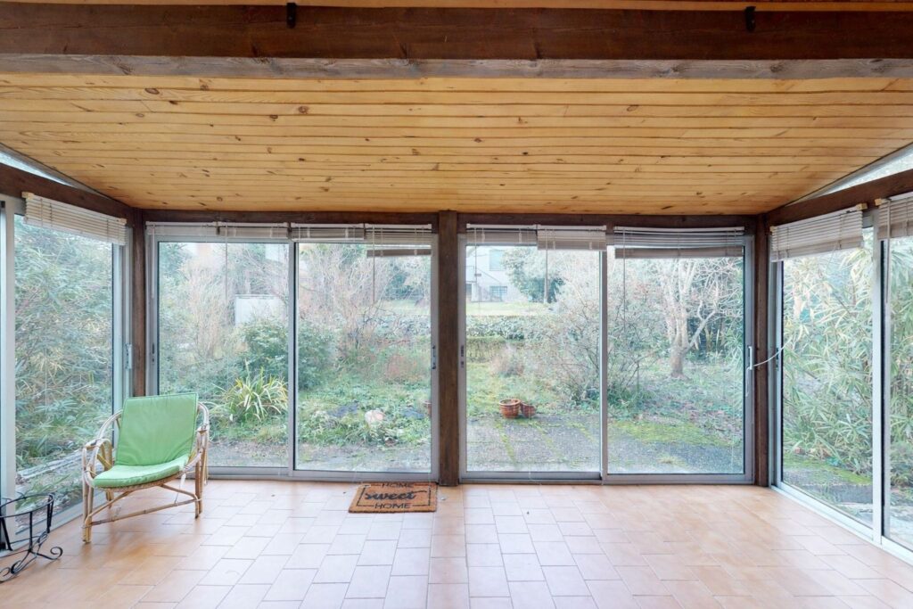 Maison indépendante d'env. 112 m²  À Vendre  sur une parcelle de 391 m²