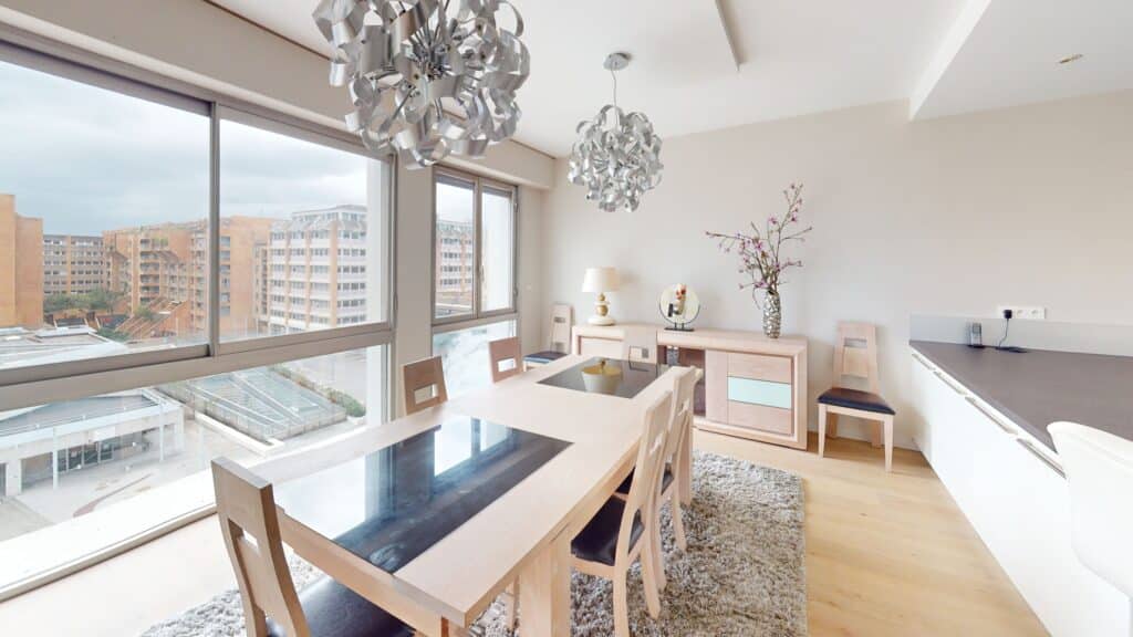 À Vendre – Appartement T5 de 150 m² avec balcon, 2 parkings et cave – Quartier Saint-Georges, Toulouse