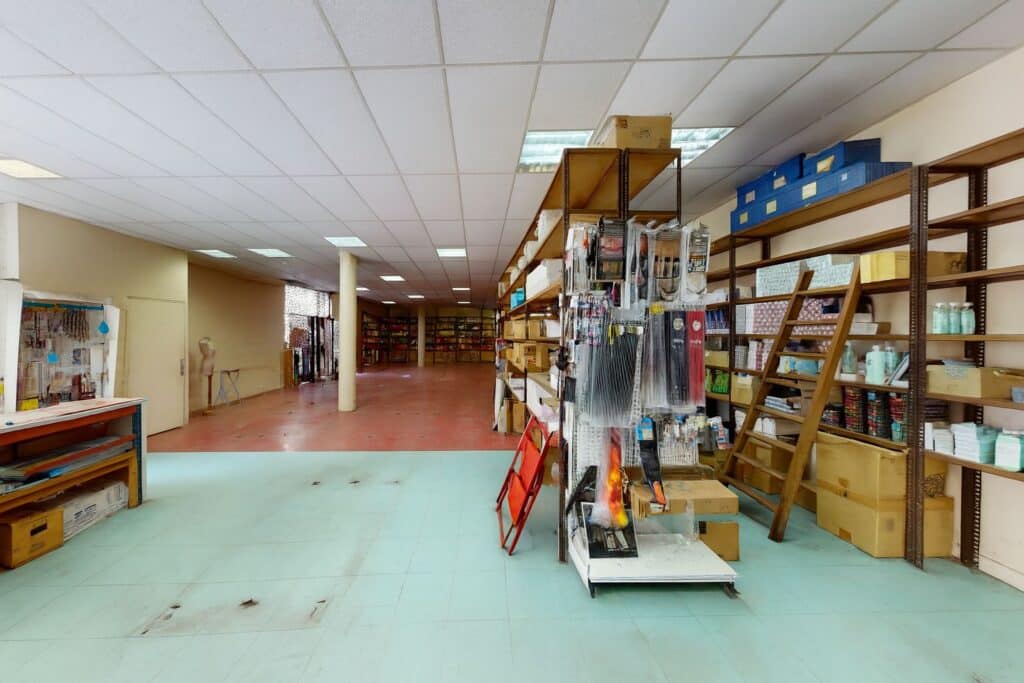 À Vendre – Local de 210 m² à Toulouse – Hyper-centre (Allée Jean-Jaurès)