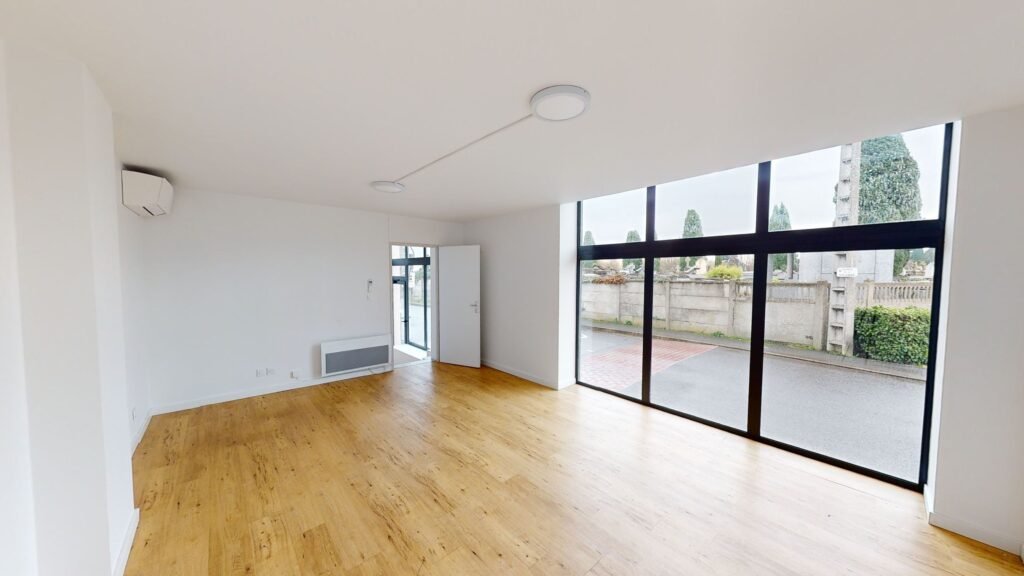 Local Professionnel/Commercial À Louer TOULOUSE MARENGO/JOLIMONT