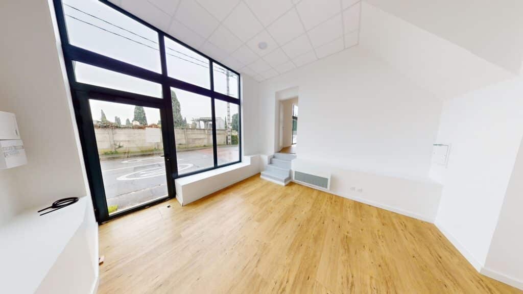 Local Professionnel/Commercial À Louer TOULOUSE MARENGO/JOLIMONT