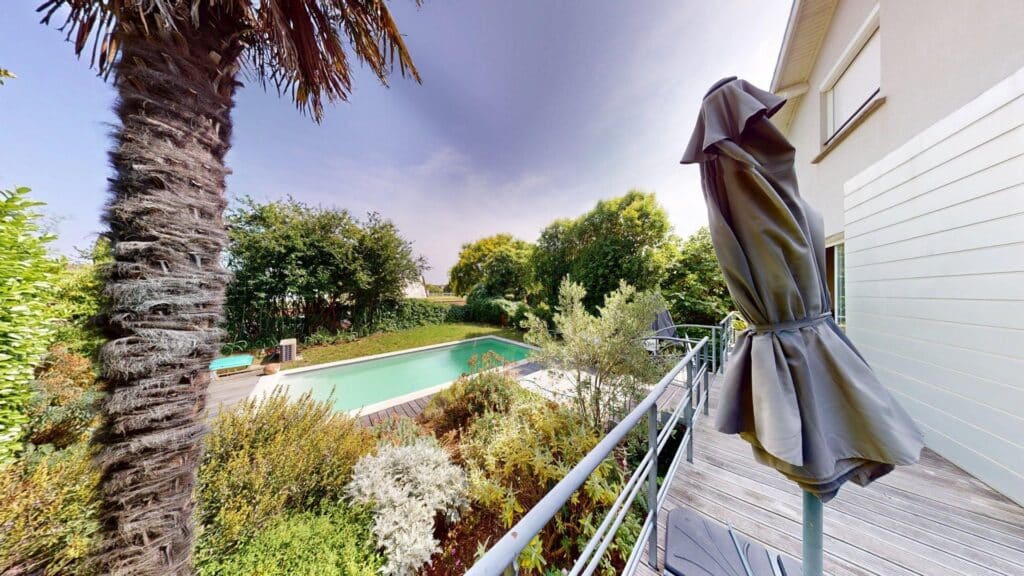 Maison À Vendre T5 Piscine Garage