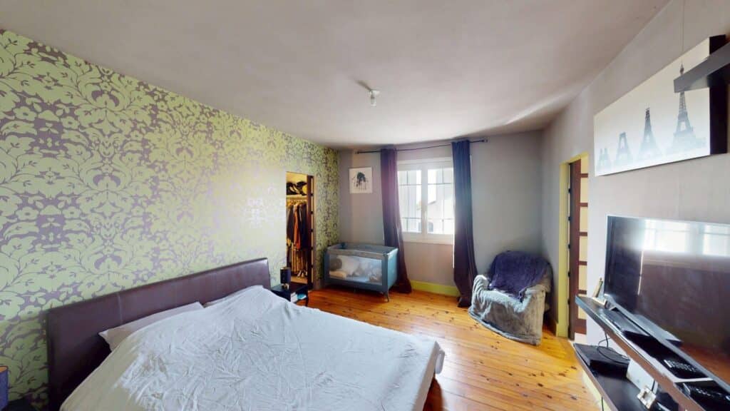 Maison À Vendre T5 Piscine Garage