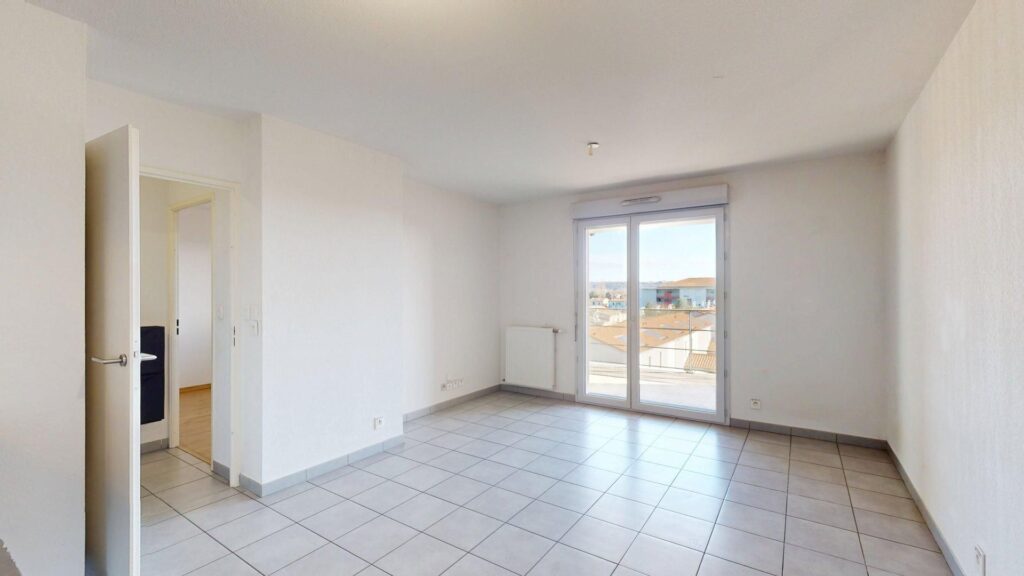 A VENDRE - Appartement T2 avec balcon et stationnements à Launaguet