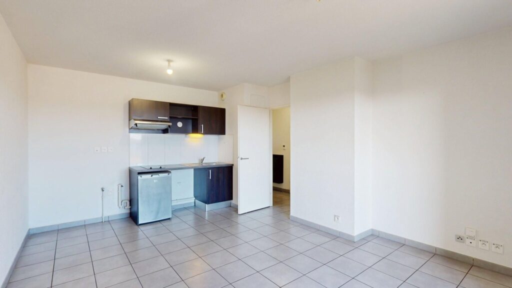 A VENDRE - Appartement T2 avec balcon et stationnements à Launaguet