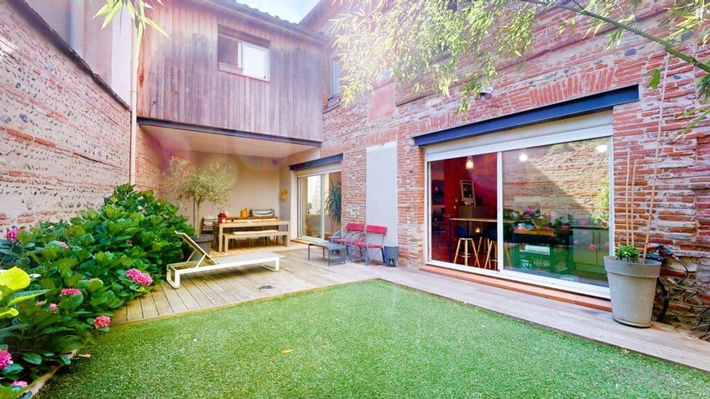 RARE – Toulousaine de charme – Garage, extérieur et combles aménageables – Saint-Cyprien / Patte d’Oie