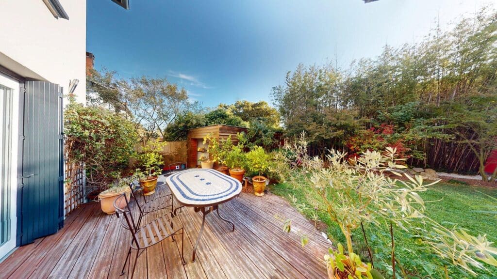 Maison À Vendre contemporaine rénovée – 5 min à pied du métro Roseraie– 152 m²