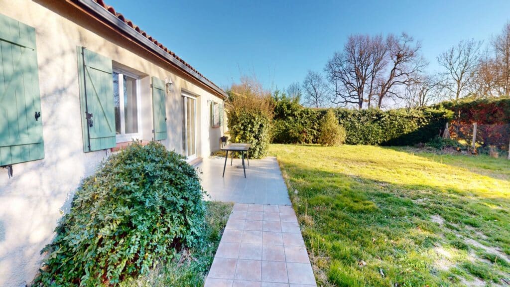 Maison T5 À Vendre PLAIN-PIED Garage