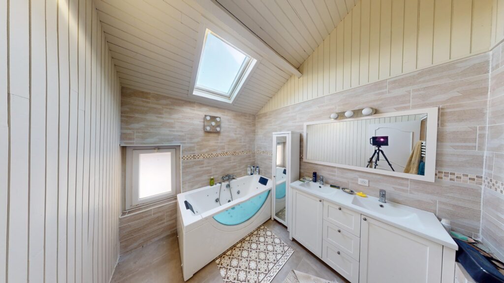 Maison À Vendre LEGUEVIN -  Grande maison familiale à Léguevin