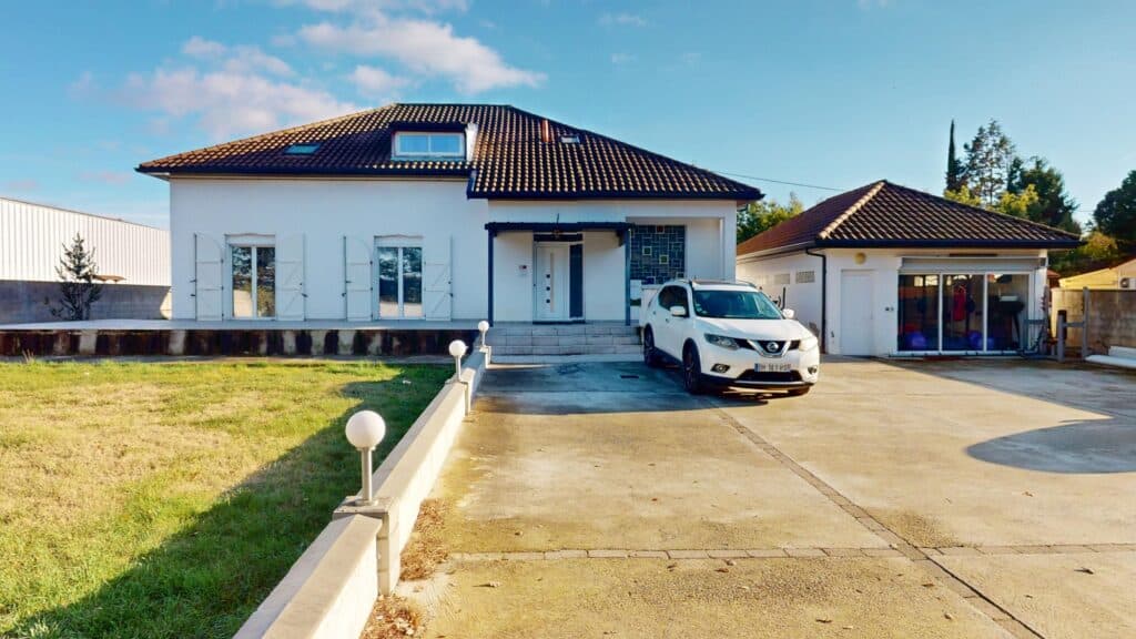 Maison À Vendre LEGUEVIN -  Grande maison familiale à Léguevin