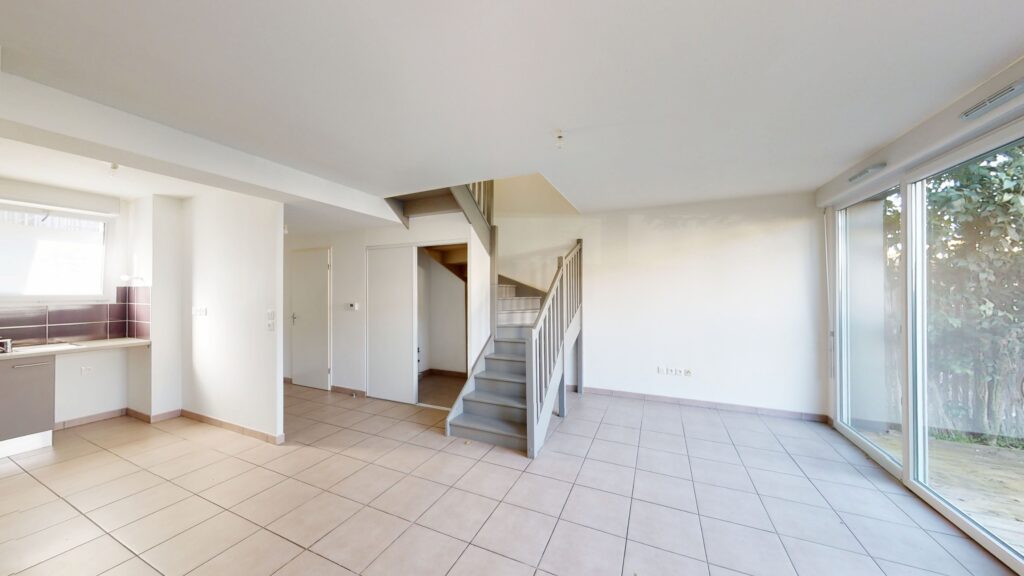 LAUNAGUET - VILLA T3 DUPLEX DE 65M2 AVEC JARDIN ET 2 PARKINGS