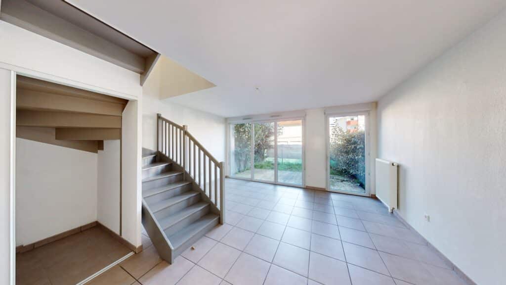 LAUNAGUET - VILLA T3 DUPLEX DE 65M2 AVEC JARDIN ET 2 PARKINGS