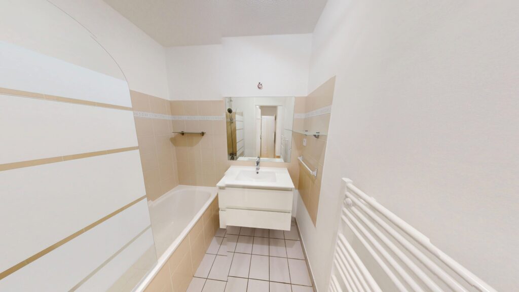 Appartement Toulouse 3 pièce(s) de 66 m² avec balcon ascenseur parking exposé Sud Est