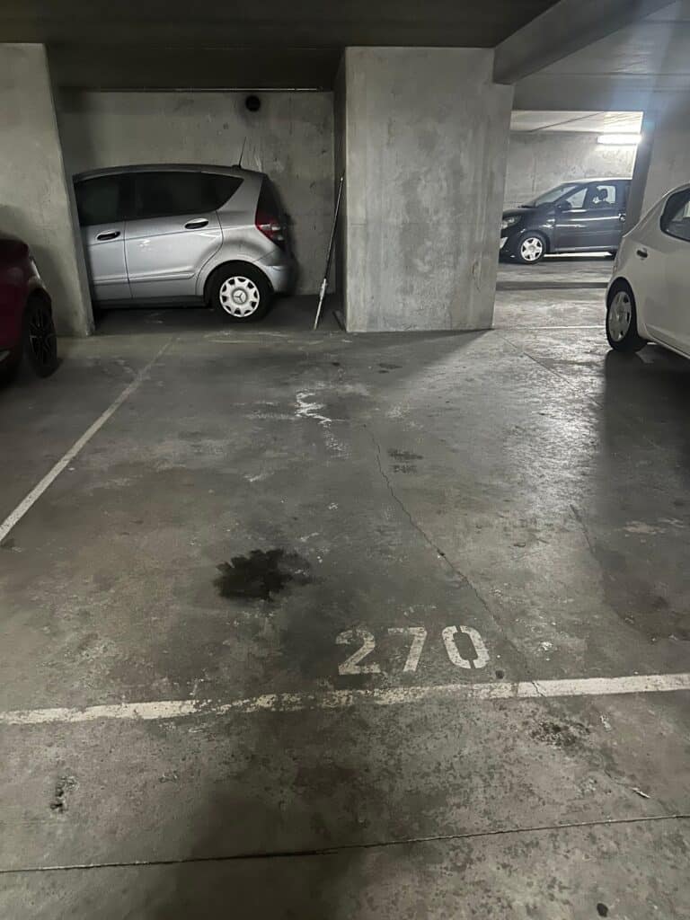 TOULOUSE JOLIMONT APPT T1 bis de 35 M² AVEC PARKING EN SOUS-SOL VENDU LIBRE