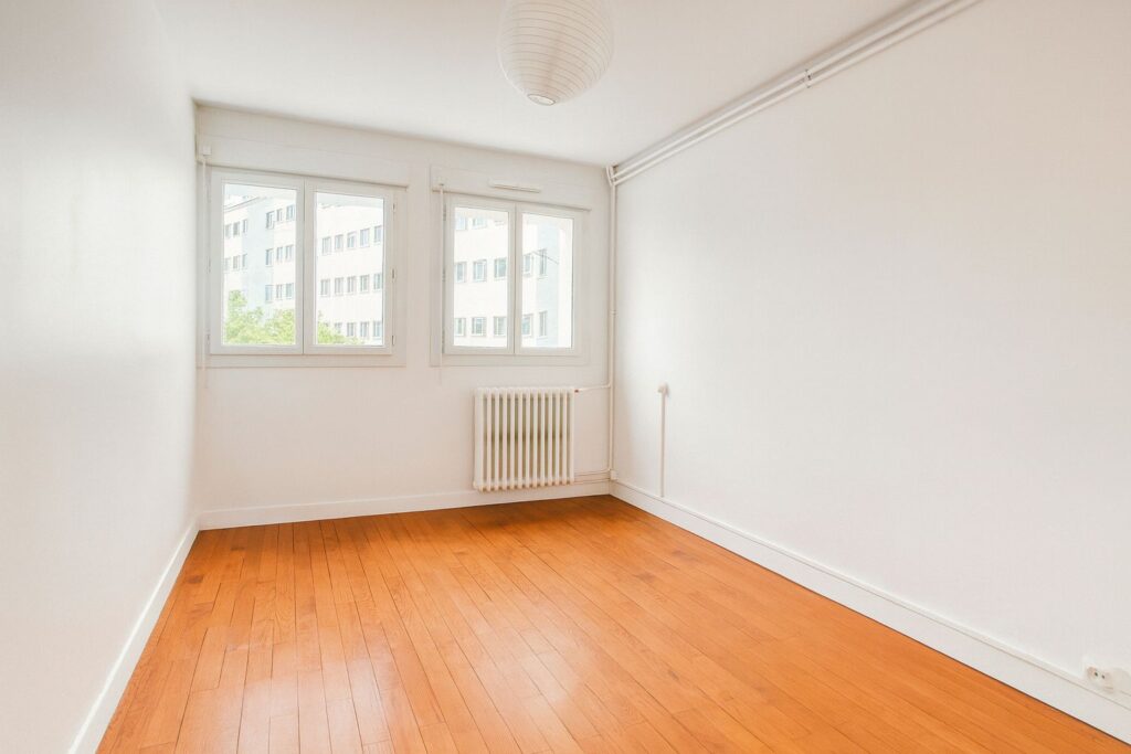 Appartement T3 + Local À Vendre entièrement rénové