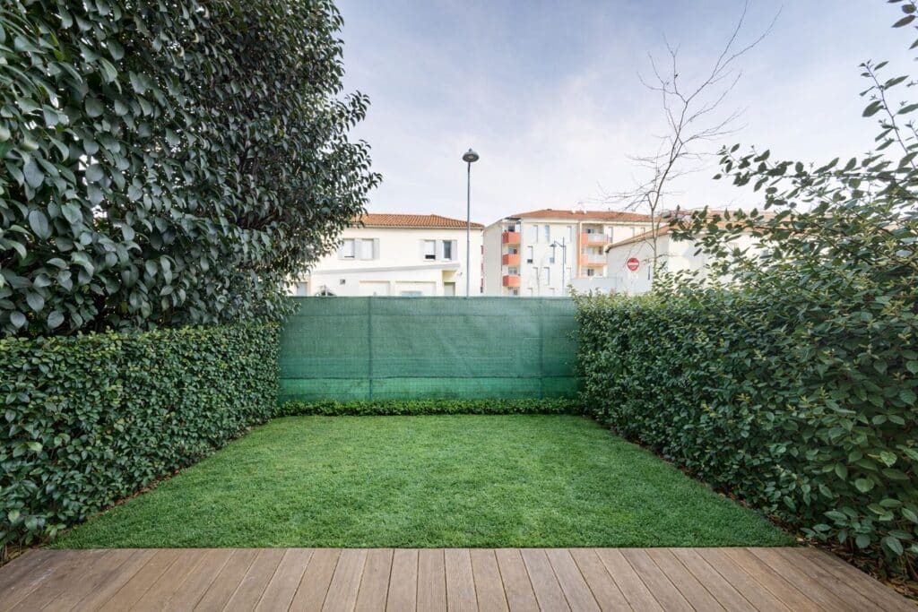 LAUNAGUET - VILLA T3 DUPLEX DE 65M2 AVEC JARDIN ET 2 PARKINGS