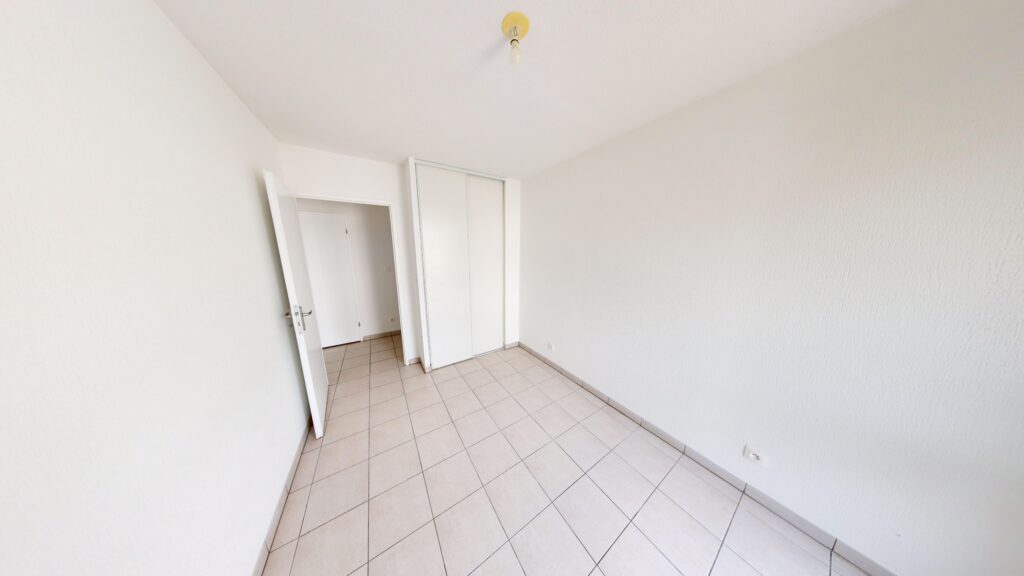 Toulouse, Chemin Lapujade, Appartement T3 de 62 m²  avec parking