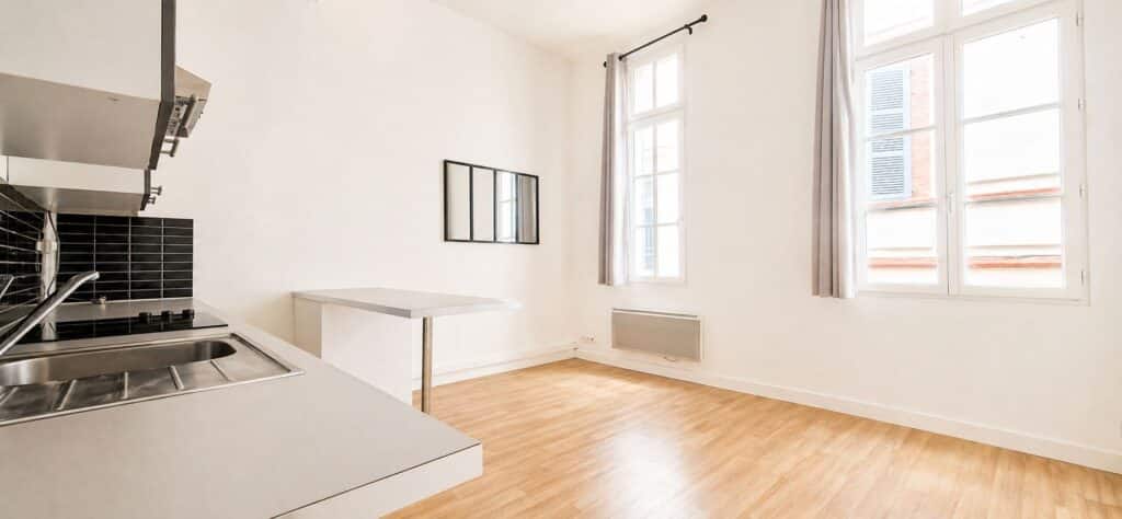TOULOUSE HYPERCENTRE – Charmant T1 BIS rénové – Emplacement premium