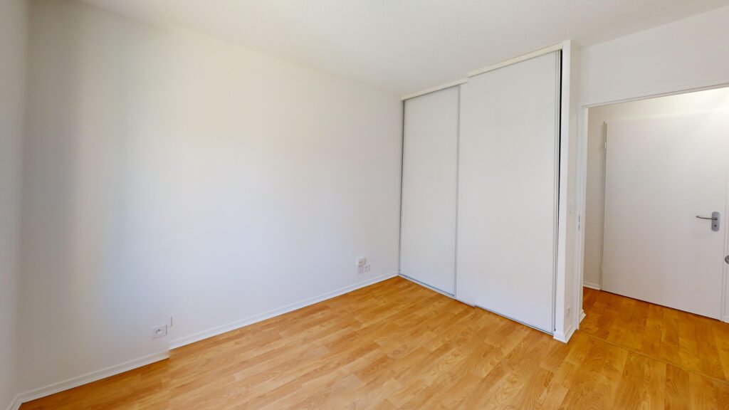 Appartement Toulouse 3 pièce(s) de 66 m² avec balcon ascenseur parking exposé Sud Est