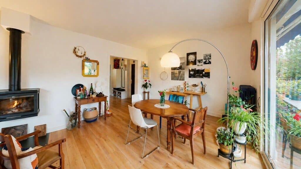 TOULOISE ROSERAIE APPARTEMENT DUPLEX T5 AVEC JARDIN CAVE & 2 PARKINGS