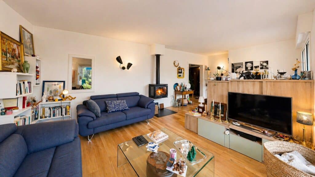 TOULOISE ROSERAIE APPARTEMENT DUPLEX T5 AVEC JARDIN CAVE & 2 PARKINGS